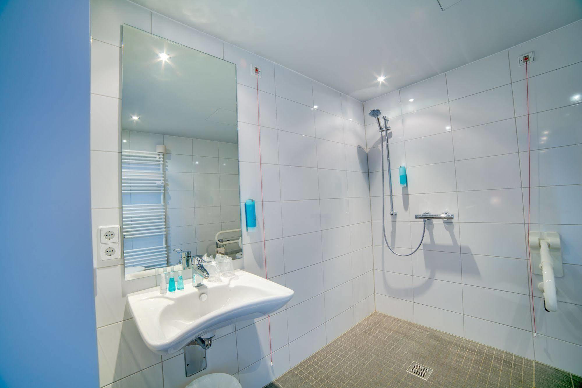 Biendo Hotel เคมนิตซ์ ภายนอก รูปภาพ